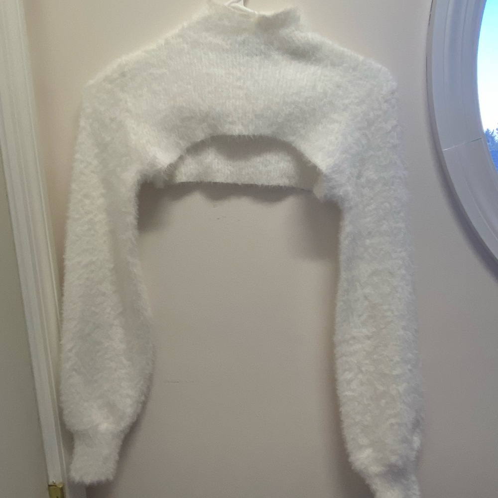 White plush Angora crop shrug sweater by almost famous size M